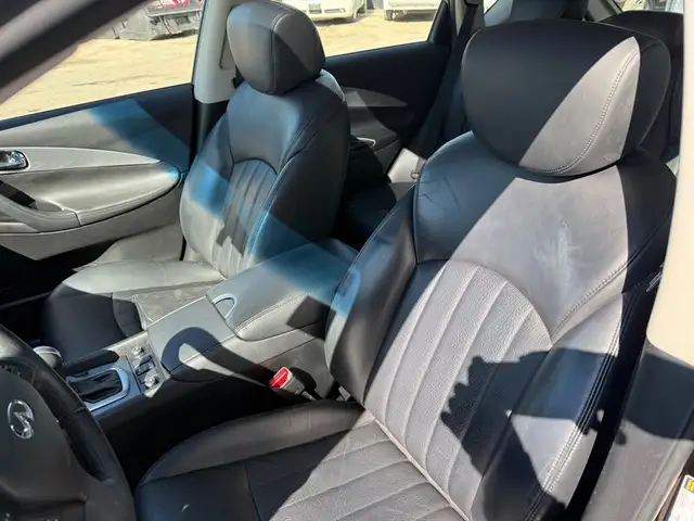 2016 INFINITI QX50 - Photo 9