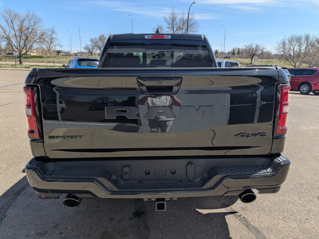 2026 RAM 1500 SPORT - Photo 3