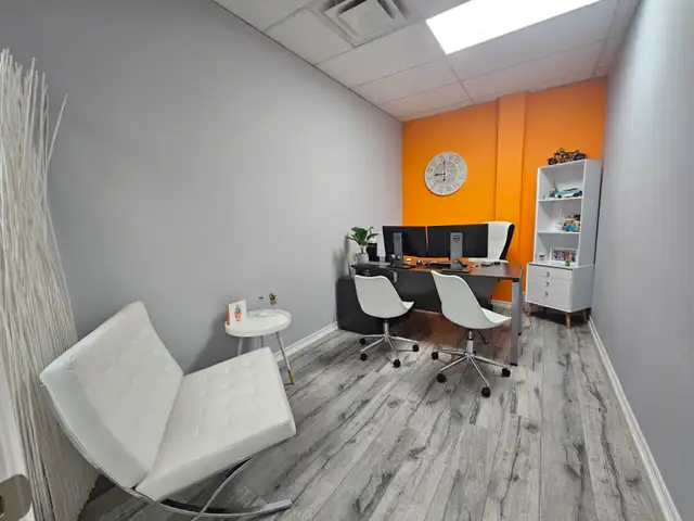 Professional Office Space for Rent – 2 Options – FREE Parking - Photo 4