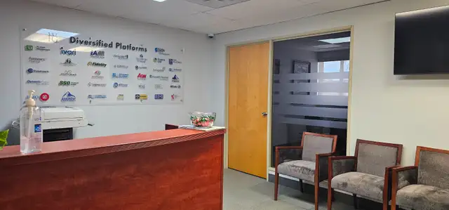 Professional Office Space for Rent – 2 Options – FREE Parking - Photo 8
