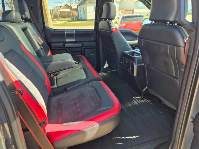 2017 Ford F-150 - Photo 18