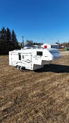 2002 Kustom Coach Titan