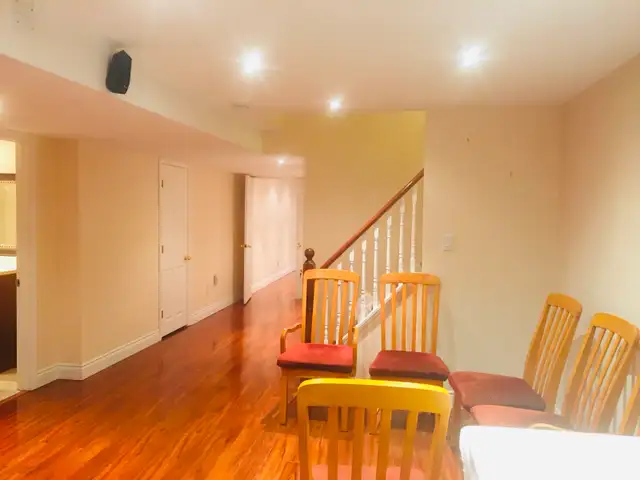 Rent 1 Bedroom basement apartment Brampton, Torbram/Sandalwood - Photo 2