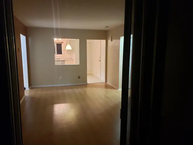 For RENT, LOUER, 41/2, Ile-Perrot, 2-bdrm, suny, Privat, service - Photo 4