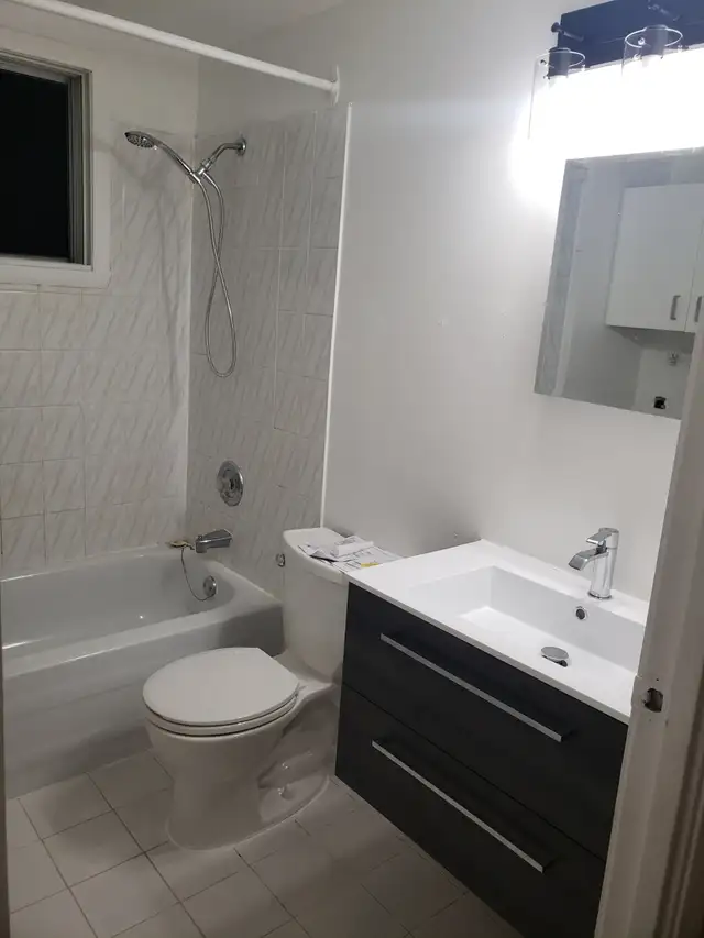 For RENT, LOUER, 41/2, Ile-Perrot, 2-bdrm, suny, Privat, service - Photo 6