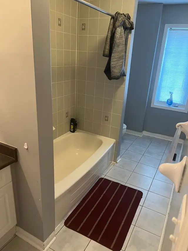 Roommate Pvt Room Upstairs in House $650 - Photo 10