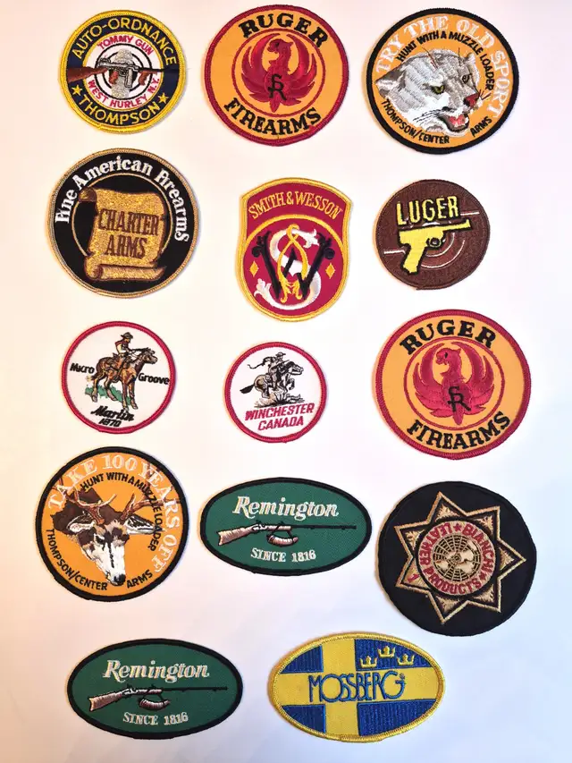 VINTAGE FIREARM AND HUNTING PATCHES