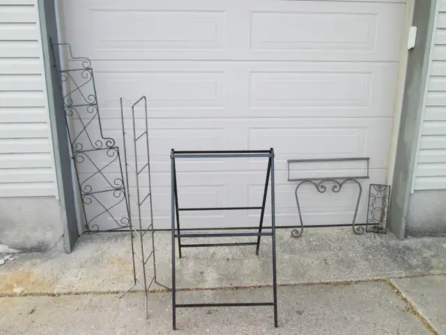 METAL GARDEN & PATIO ITEMS - Photo 2