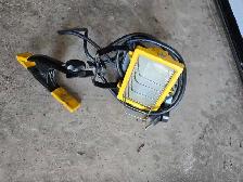 traction plates and tool belt - Photo 4