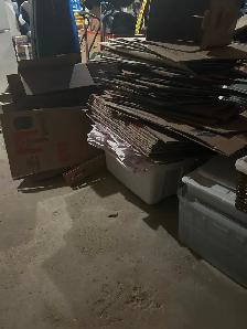 Moving boxes - Photo 2