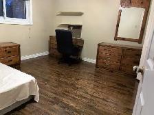 Private bedrooms in North York( Leslie & Steeles) - Photo 4