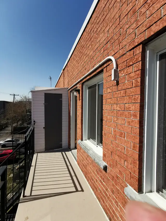 Appartement grand 3 et demi au troisième étage près du métro PIX - Photo 8