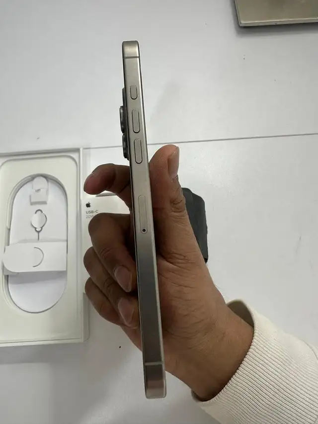 iPhone 16 Pro Max 256GB Airpods/Fast Charger Set/Delivery - Photo 4