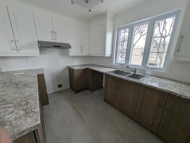 Grand 3 chambres à 2 pas de l'hôpital Maisonneuve Rosemont - Photo 3