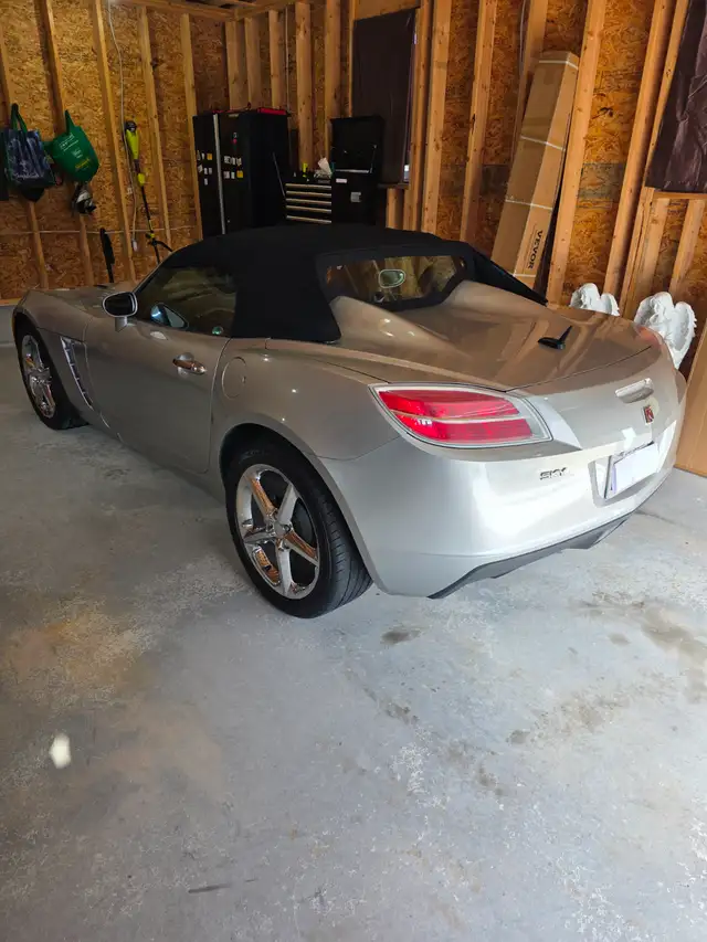 2007 Saturn Sky Convertible - Photo 5