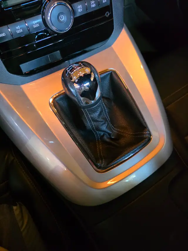 2007 Saturn Sky Convertible - Photo 9