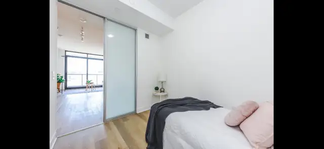 CONDO UNIT-2 BEDROOMS DEN/2 BATHS - Photo 7