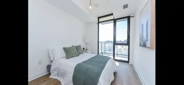CONDO UNIT-2 BEDROOMS DEN/2 BATHS - Photo 8