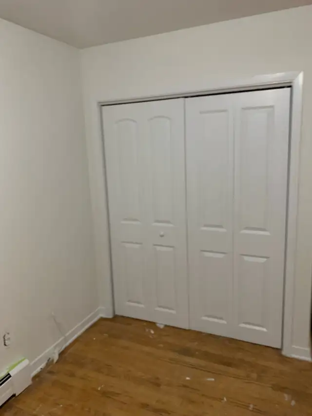 3 bedroom Flat on Windsor St. $3000 includes ALL,  heat,elec,int - Photo 4