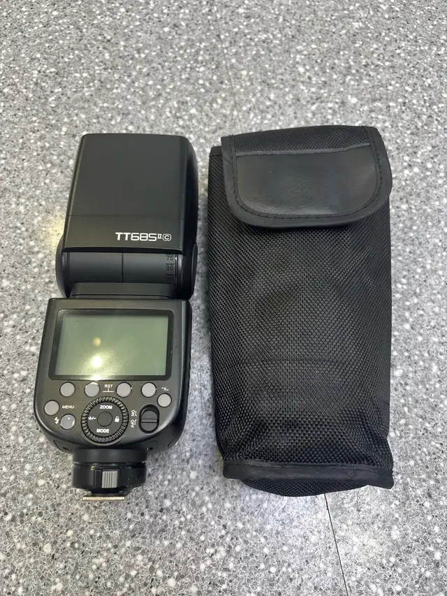 Godox TT685 II Flash With Case