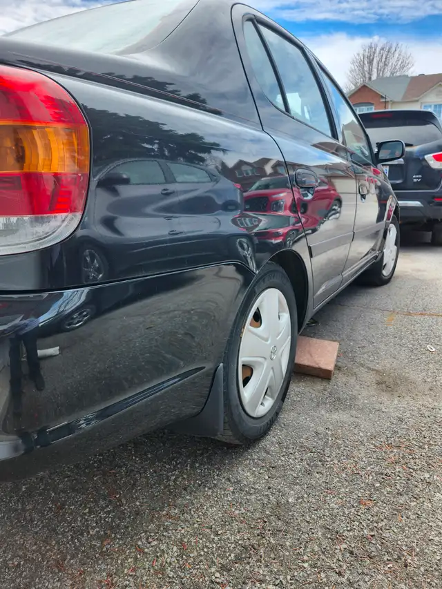 2003 Toyota Echo - Photo 3
