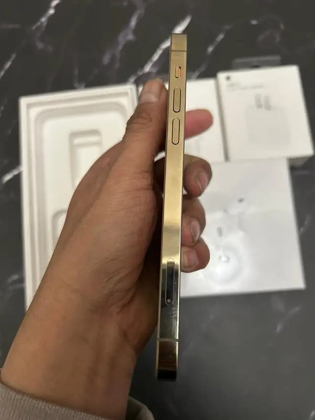 iPhone 12 Pro 128GB Airpods/Charger Set/Delivery - Photo 2