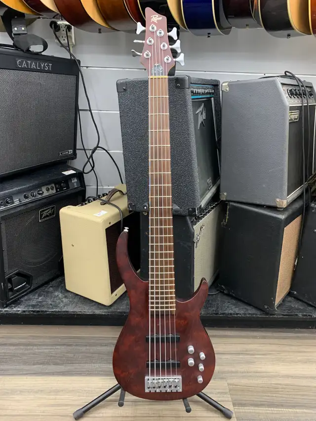 Rogue LX406 6 String Bass