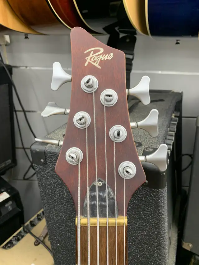 Rogue LX406 6 String Bass - Photo 2