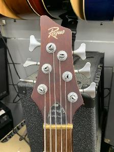 Rogue LX406 6 String Bass - Photo 2