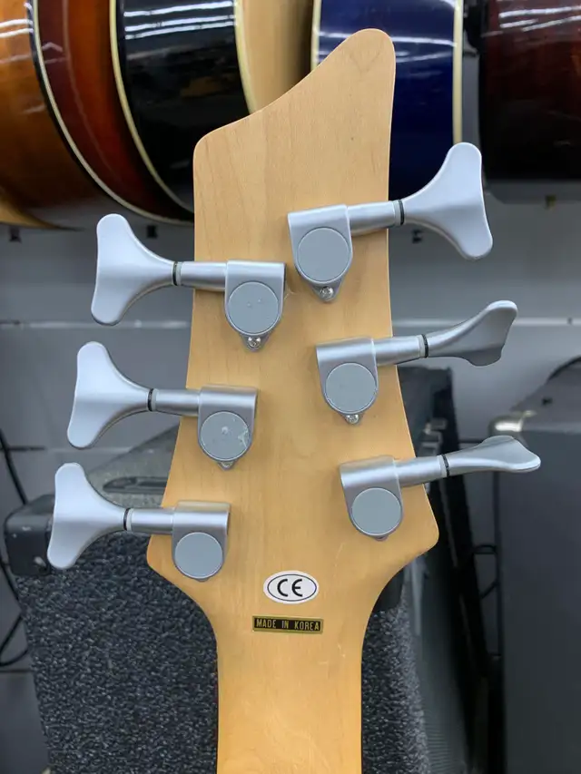 Rogue LX406 6 String Bass - Photo 6