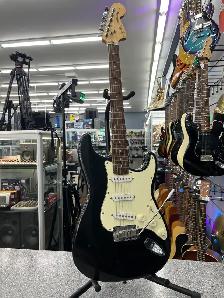 Squier by Fender Stratocaster Electric Guitar