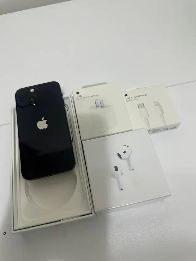 iPhone 13 mini 256gb Airpods/Charger/Delivery