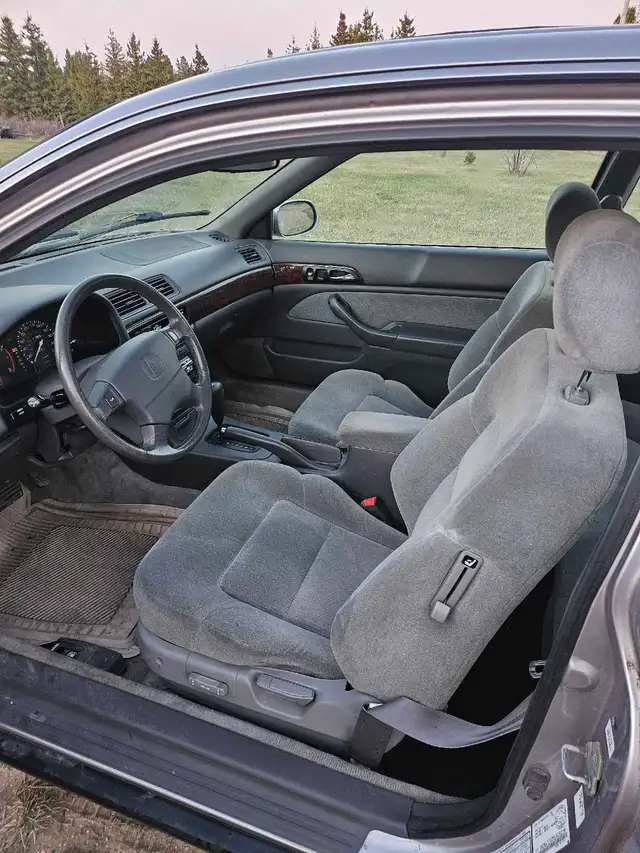 ACURA 2.2 CL - Photo 4