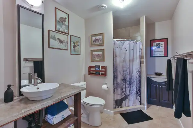 Bungalow avec garage:  25 min de la base militaire de St-Jean - Photo 9