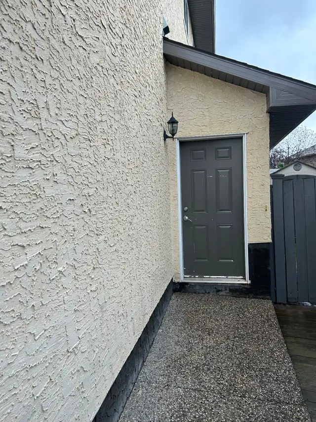 Spacious 2 bedroom basement suite for rent - Photo 9