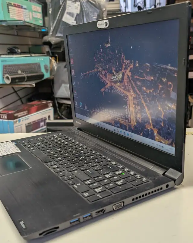 Toshiba Tecra i7-8650u 16Go DDR4 SSD 512Go M.2 15,6po HDMI - Photo 3
