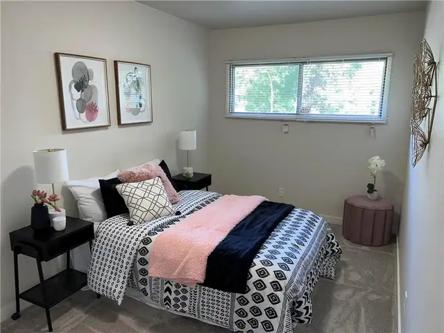 3 Bedroom Townhouse - Windsor Park - $1995 - Photo 6