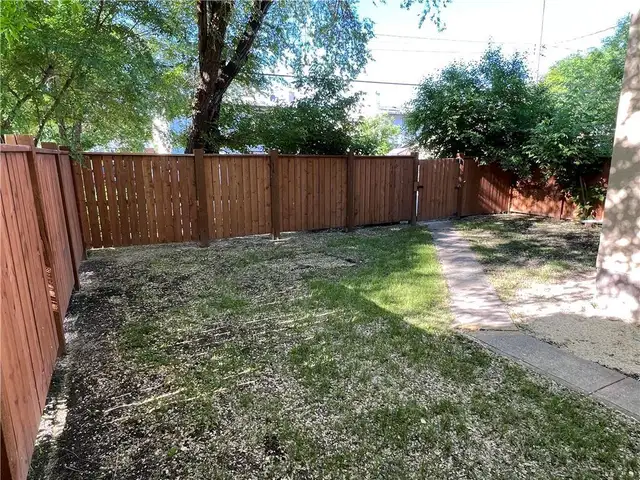 3 Bedroom Townhouse - Windsor Park - $1995 - Photo 12