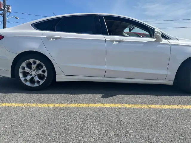 2013 Ford Fusion Saftied - Photo 3