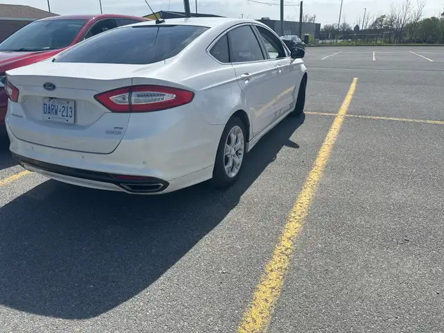 2013 Ford Fusion Saftied - Photo 4