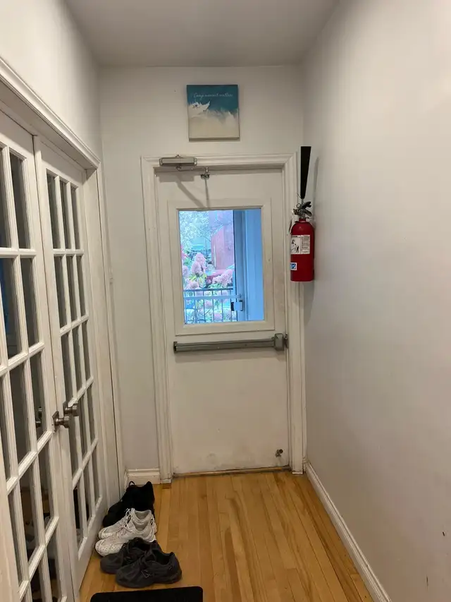 Grande Chambre à louer, À 30 secondes du métro Joliette - Photo 10