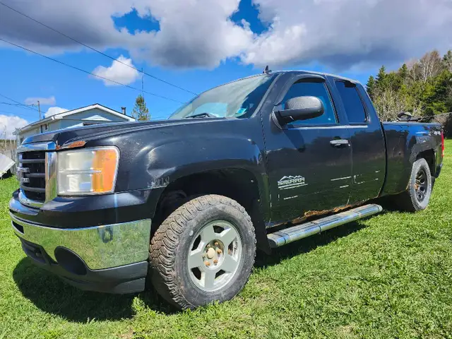 2010 GMC Sierra Nevada Edition - Photo 2