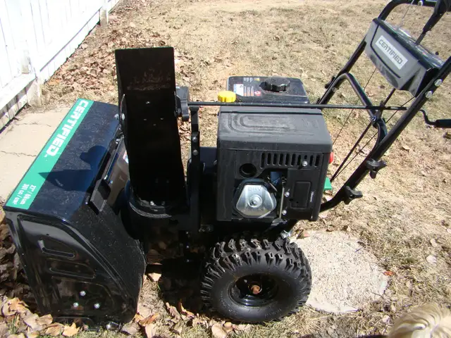 27 inch 301 cc Snowblower