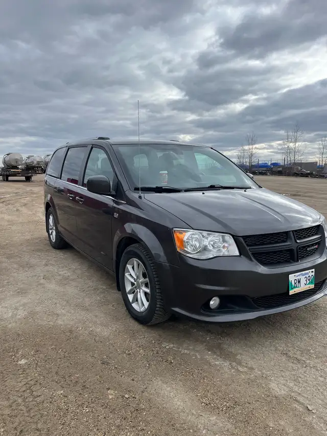 2019 Caravan - Photo 2