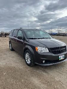 2019 Caravan - Photo 2