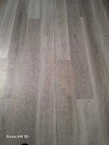 Vinyl flooring