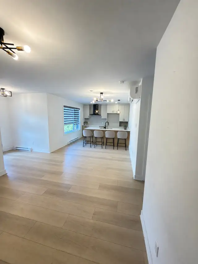 NEW 3-Bedroom | 2 Parking | Internet Included | Near REM - Photo 2