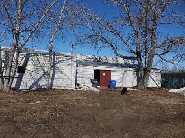 Commercial building/ Main st Central Butte - Photo 4