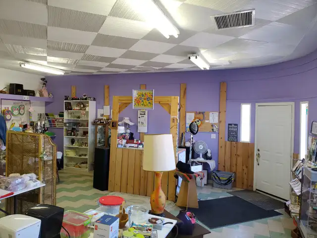 Commercial building/ Main st Central Butte - Photo 6