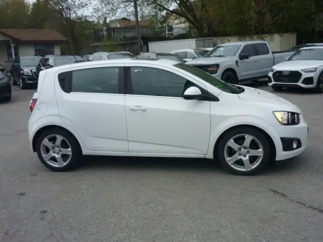 2015 Chevrolet Sonic LT - Photo 3